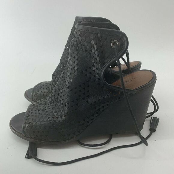 Lucky Brand Black Leather Wedge Booties Ankle Wrap - Picture 3 of 10